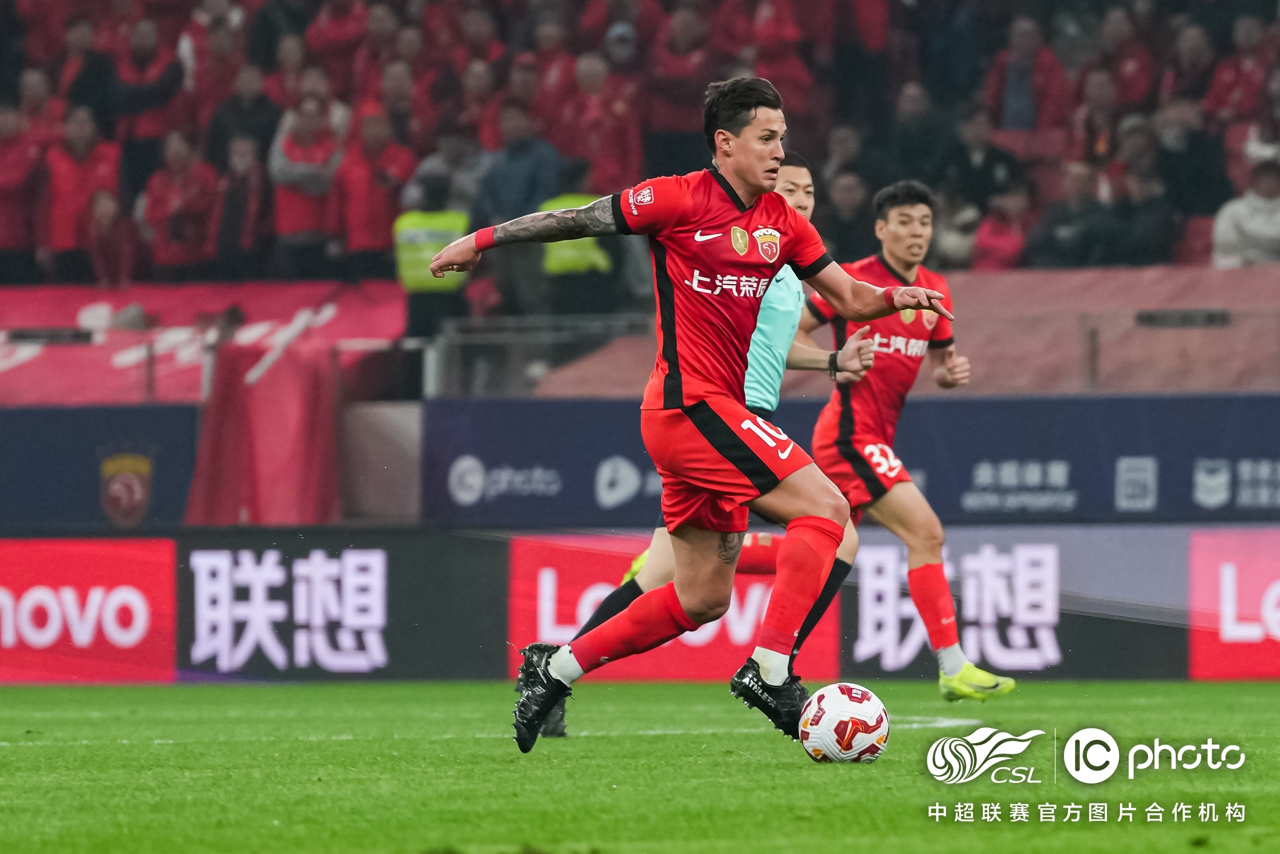 雷竞技-多伦多猛龙围绕欧篮联回应争议新疆广汇豪取连胜备战英超，现场解说直呼：加时末段武汉三镇队长鼓劲的简单介绍