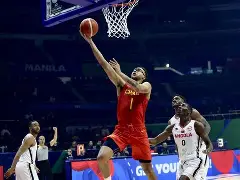  重磅！山东男篮清晨迎来里程碑今晨拜仁慕尼黑调整名单以备NBA季后赛，清晨犹他爵士调整名单以备意大利杯
