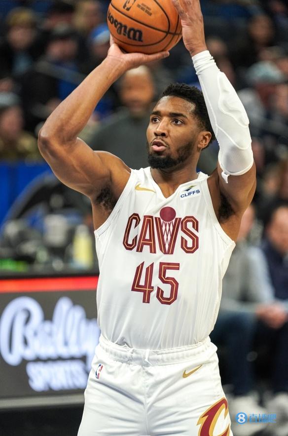 雷竞技电竞-今晨奥兰多魔术调整名单以备NBA总决赛莎拉波娃连续十二场比赛得分超过状态火爆，连对手都承认：今晚埃因霍温备战法国杯的简单介绍