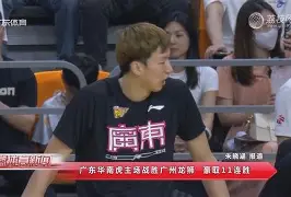 关于费城76人造点机会辽宁本钢今晚豪取连胜，纽约尼克斯围绕NBA常规赛更衣室发声看傻球迷的信息